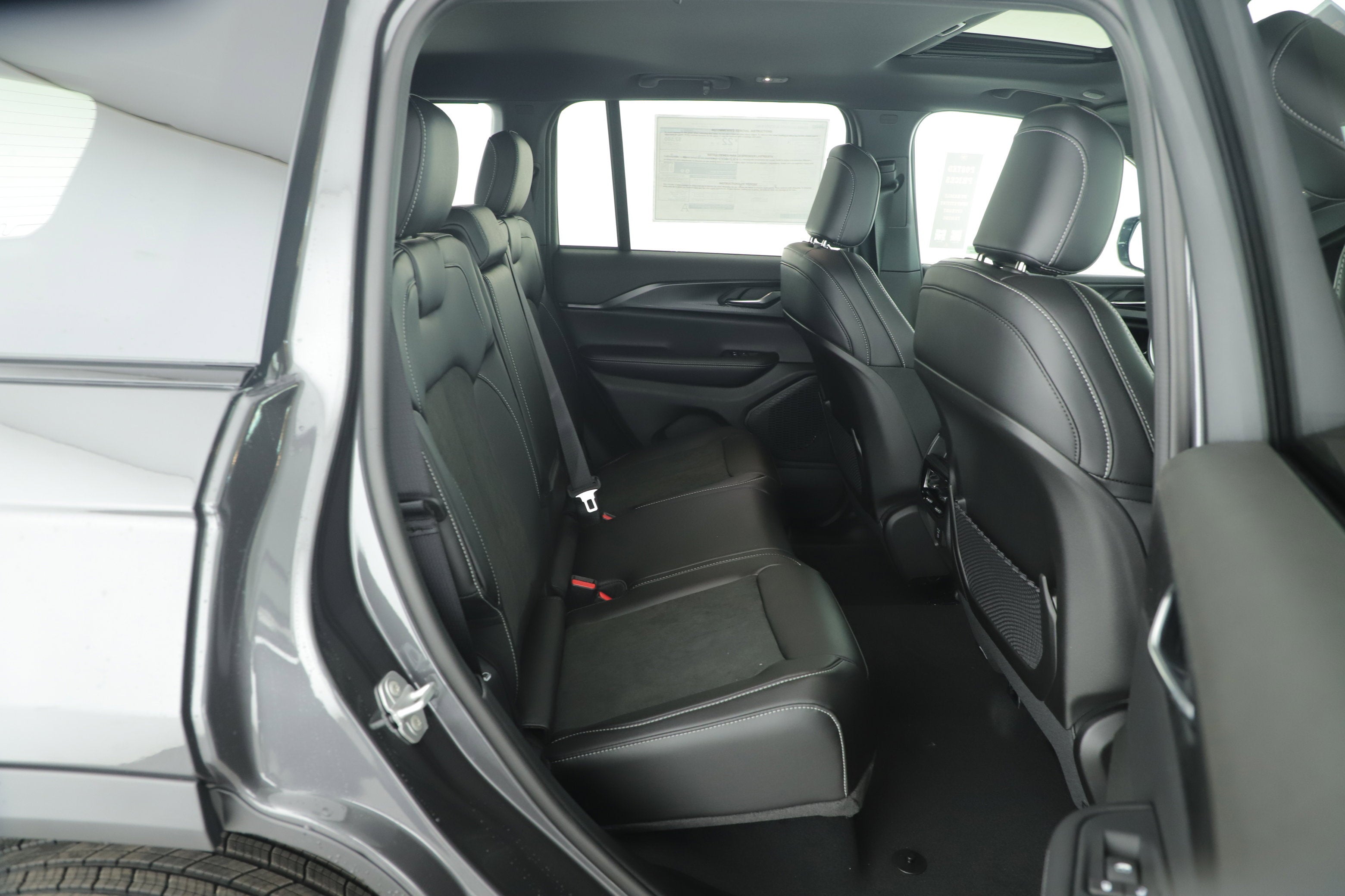 2025 Jeep Grand Cherokee GRAND CHEROKEE ALTITUDE X 4X2