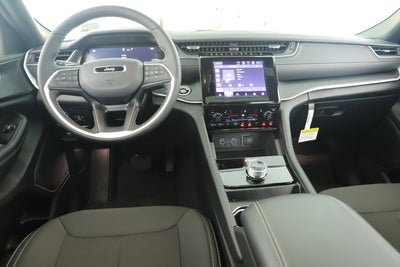 2026 Jeep Grand Cherokee GRAND CHEROKEE LAREDO X 4X2