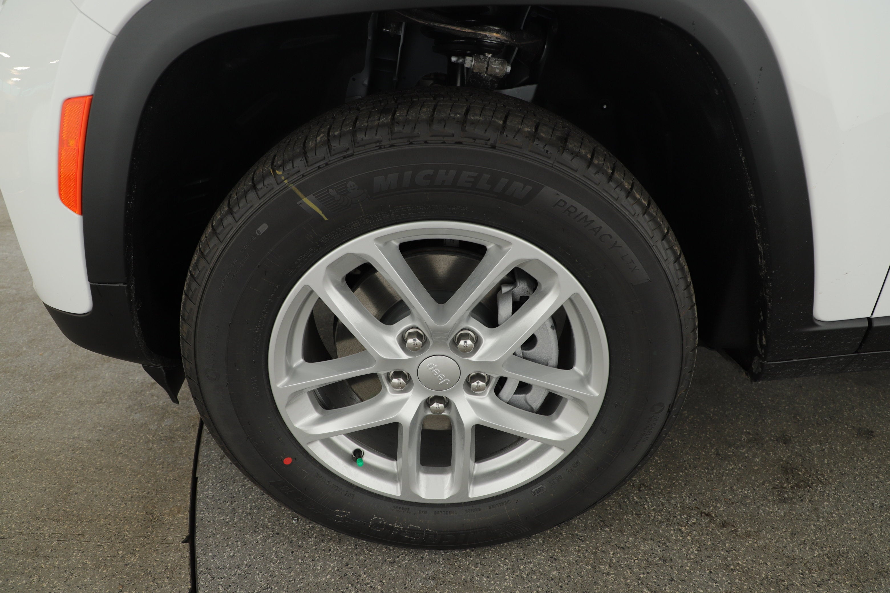 2026 Jeep Grand Cherokee GRAND CHEROKEE LAREDO X 4X2