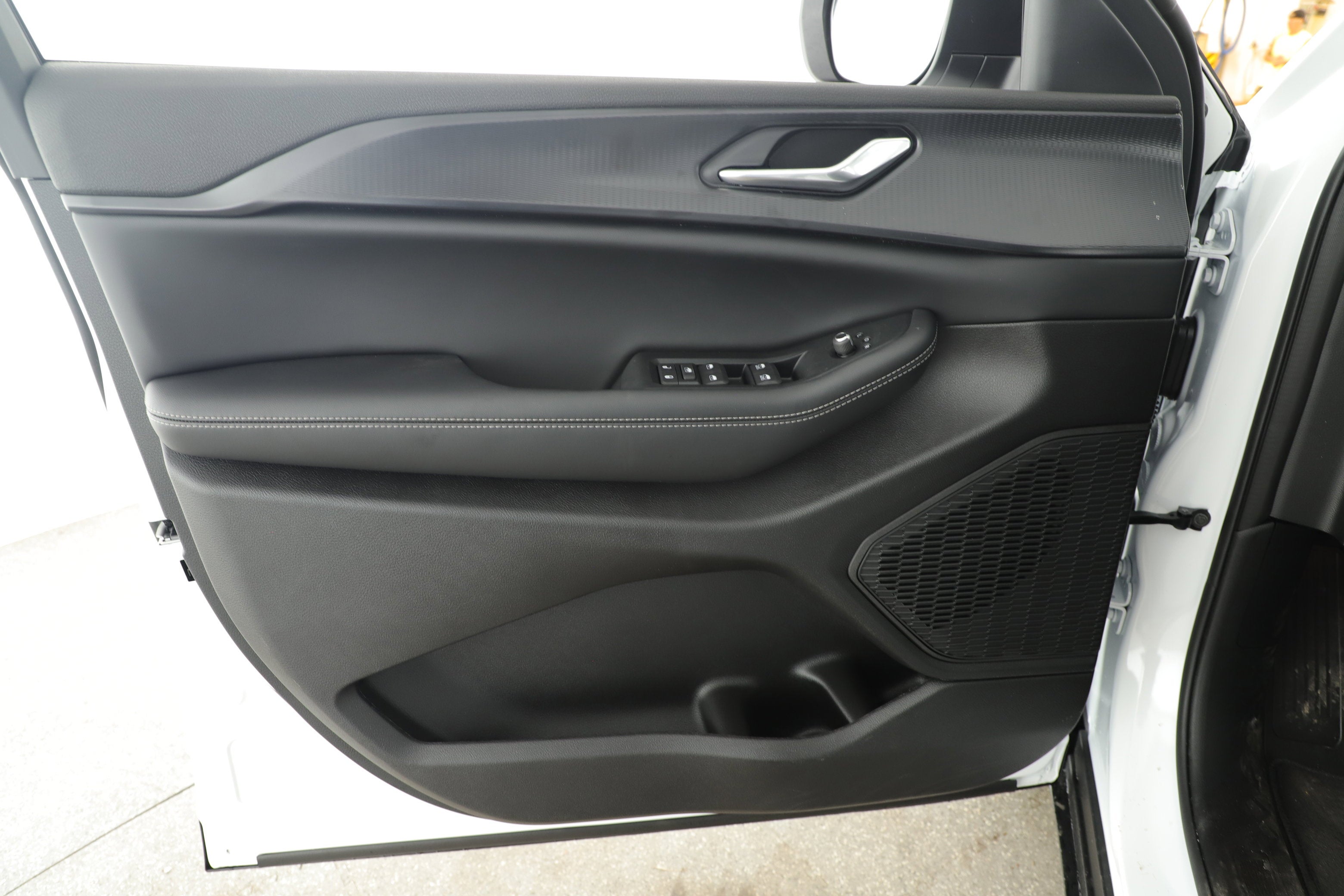 2026 Jeep Grand Cherokee GRAND CHEROKEE LAREDO X 4X2