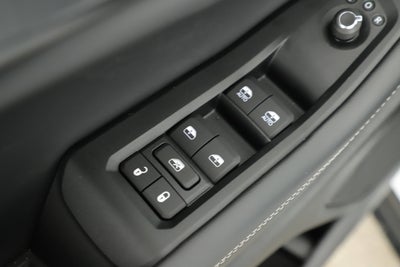 2026 Jeep Grand Cherokee GRAND CHEROKEE LAREDO X 4X2