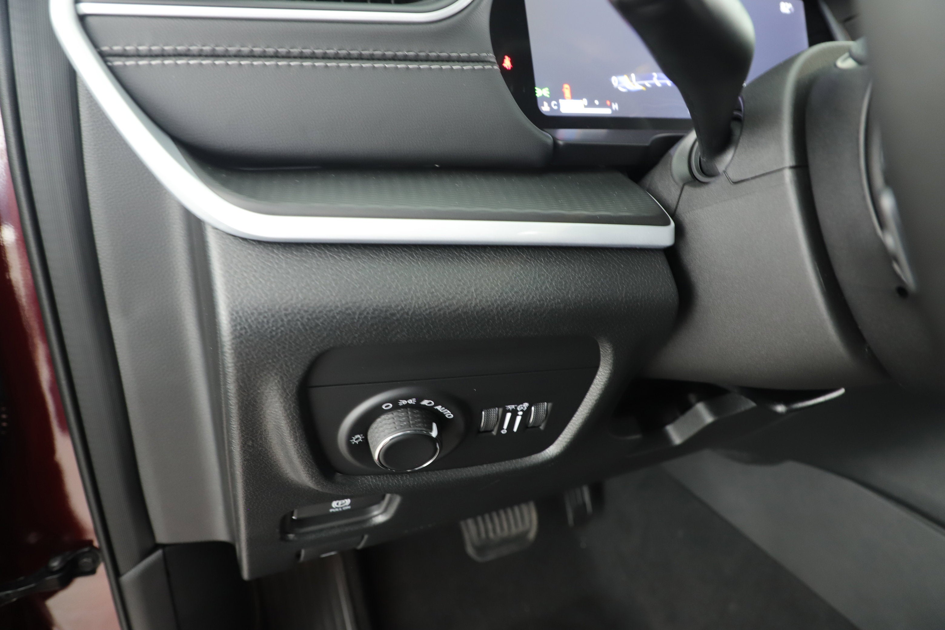 2025 Jeep Grand Cherokee GRAND CHEROKEE LAREDO 4X2