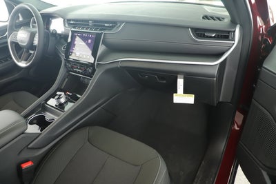 2025 Jeep Grand Cherokee GRAND CHEROKEE LAREDO 4X2