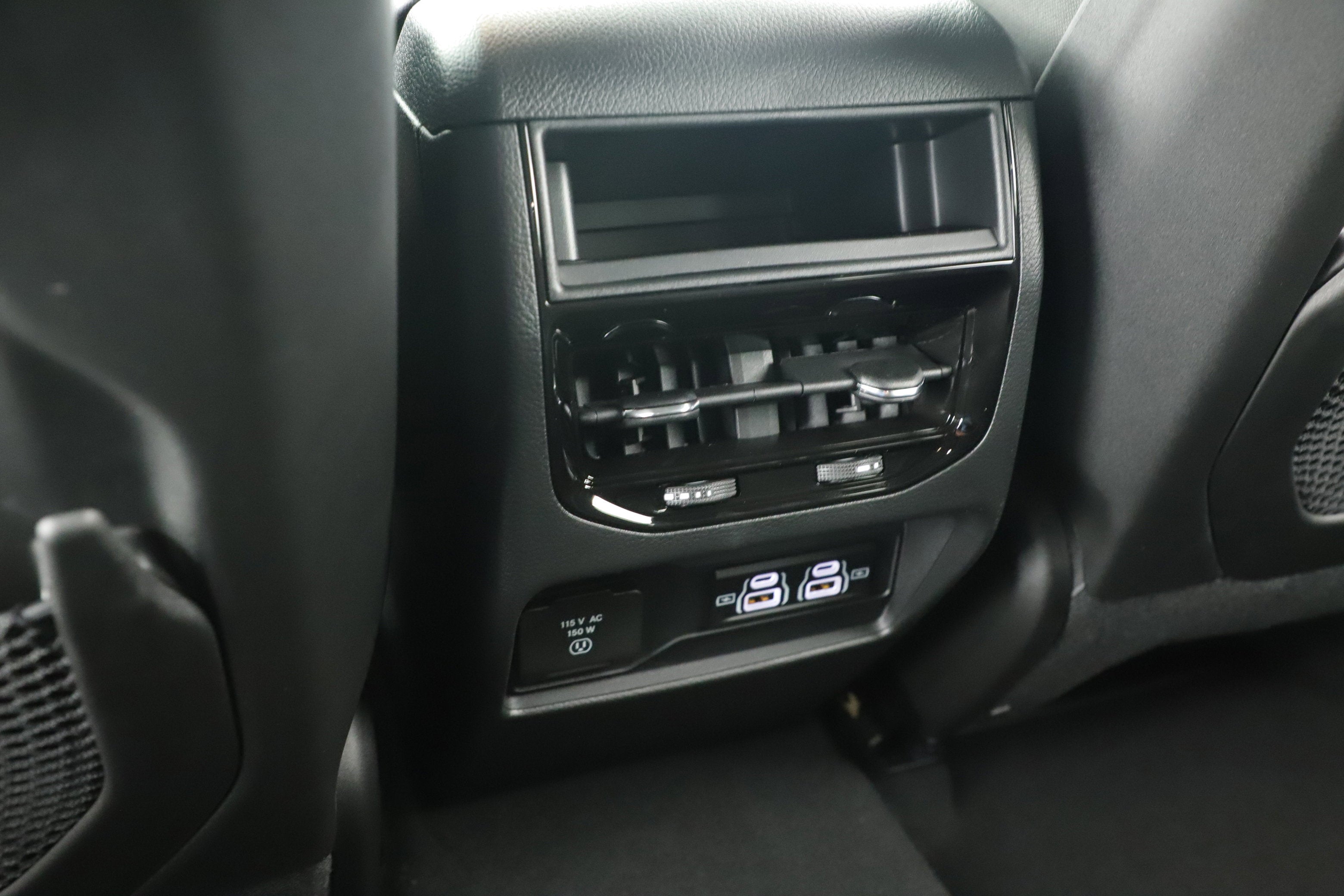 2025 Jeep Grand Cherokee GRAND CHEROKEE LAREDO 4X2