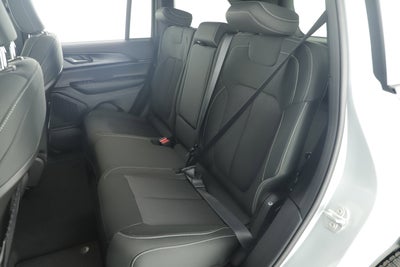 2025 Jeep Grand Cherokee GRAND CHEROKEE LAREDO 4X2