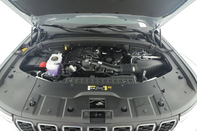 2025 Jeep Grand Cherokee GRAND CHEROKEE LAREDO 4X2