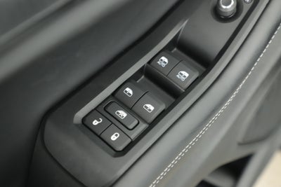 2025 Jeep Grand Cherokee GRAND CHEROKEE LAREDO 4X2