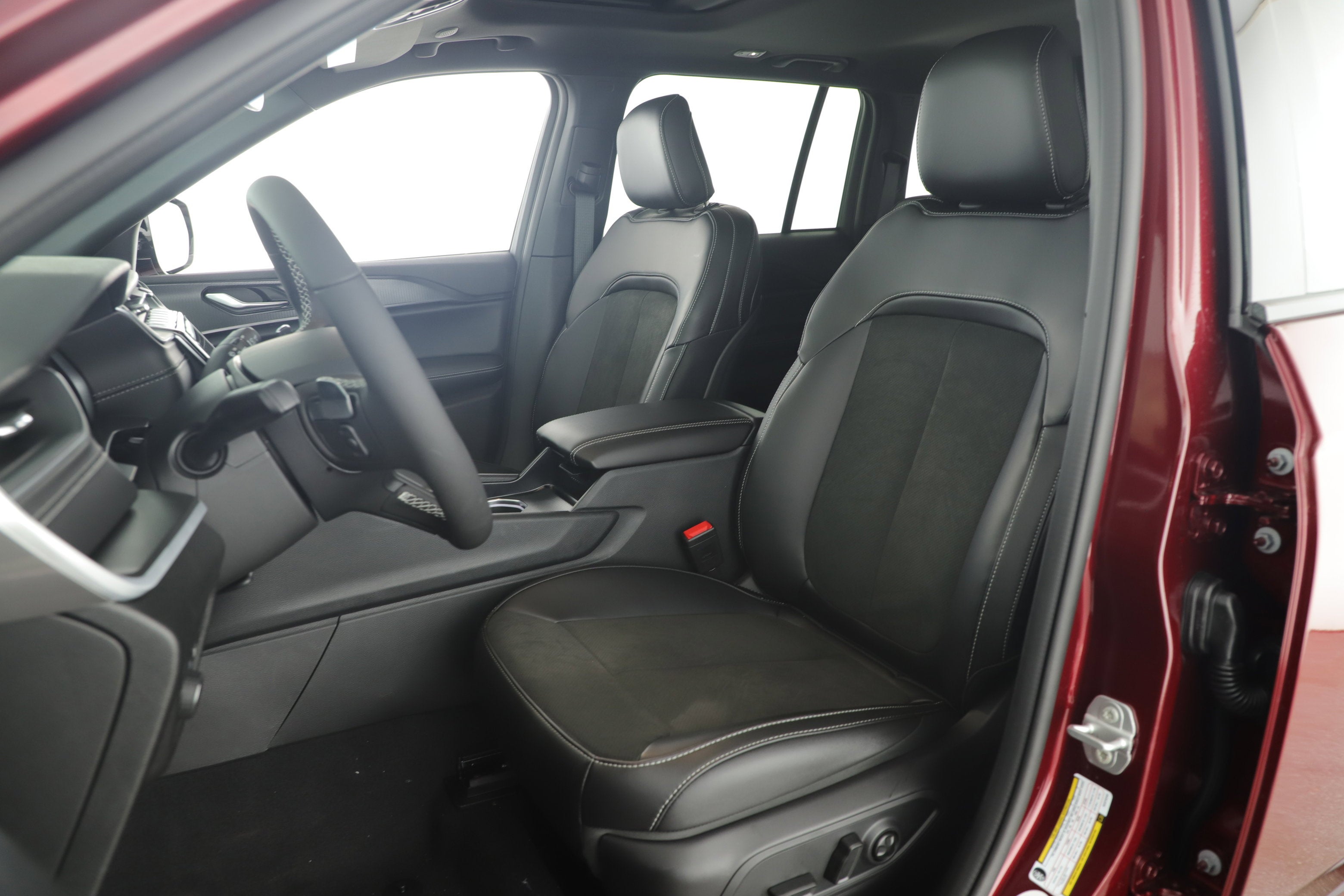 2025 Jeep Grand Cherokee GRAND CHEROKEE ALTITUDE X 4X2