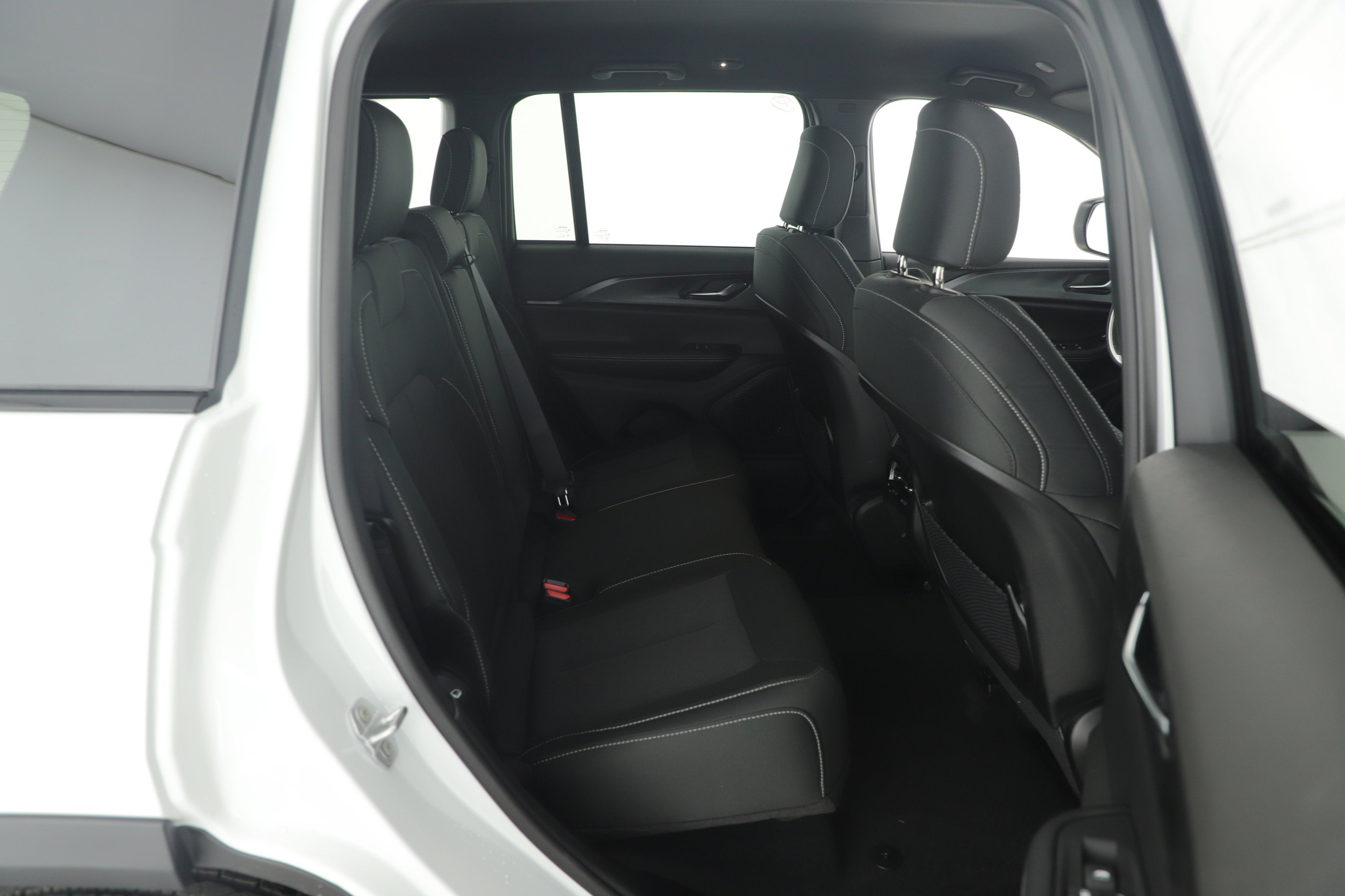 2025 Jeep Grand Cherokee GRAND CHEROKEE LAREDO 4X2