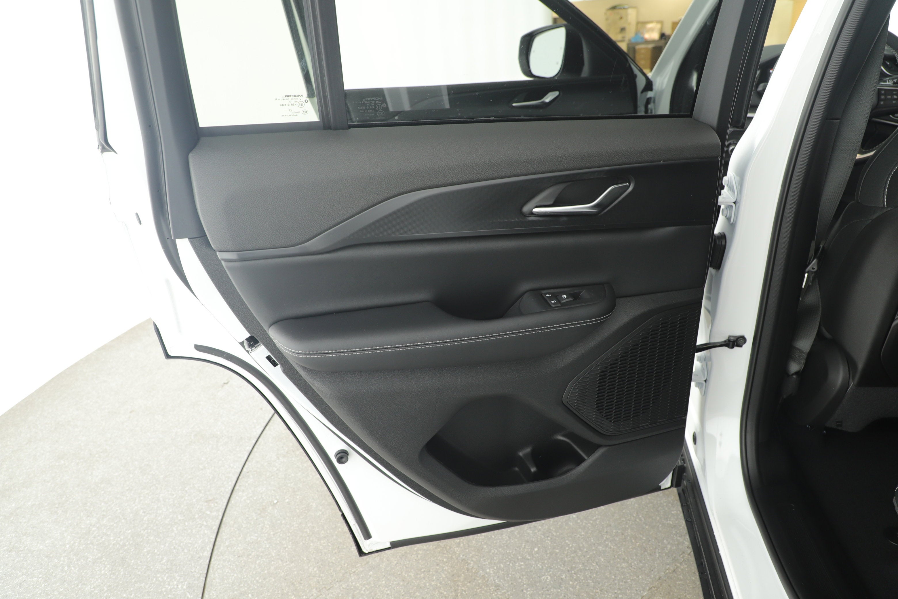 2025 Jeep Grand Cherokee GRAND CHEROKEE LAREDO 4X2