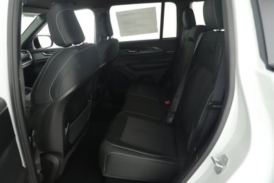 2025 Jeep Grand Cherokee GRAND CHEROKEE LAREDO 4X2