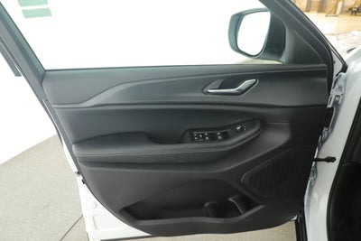 2025 Jeep Grand Cherokee GRAND CHEROKEE LAREDO 4X2