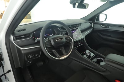 2025 Jeep Grand Cherokee GRAND CHEROKEE LAREDO 4X2