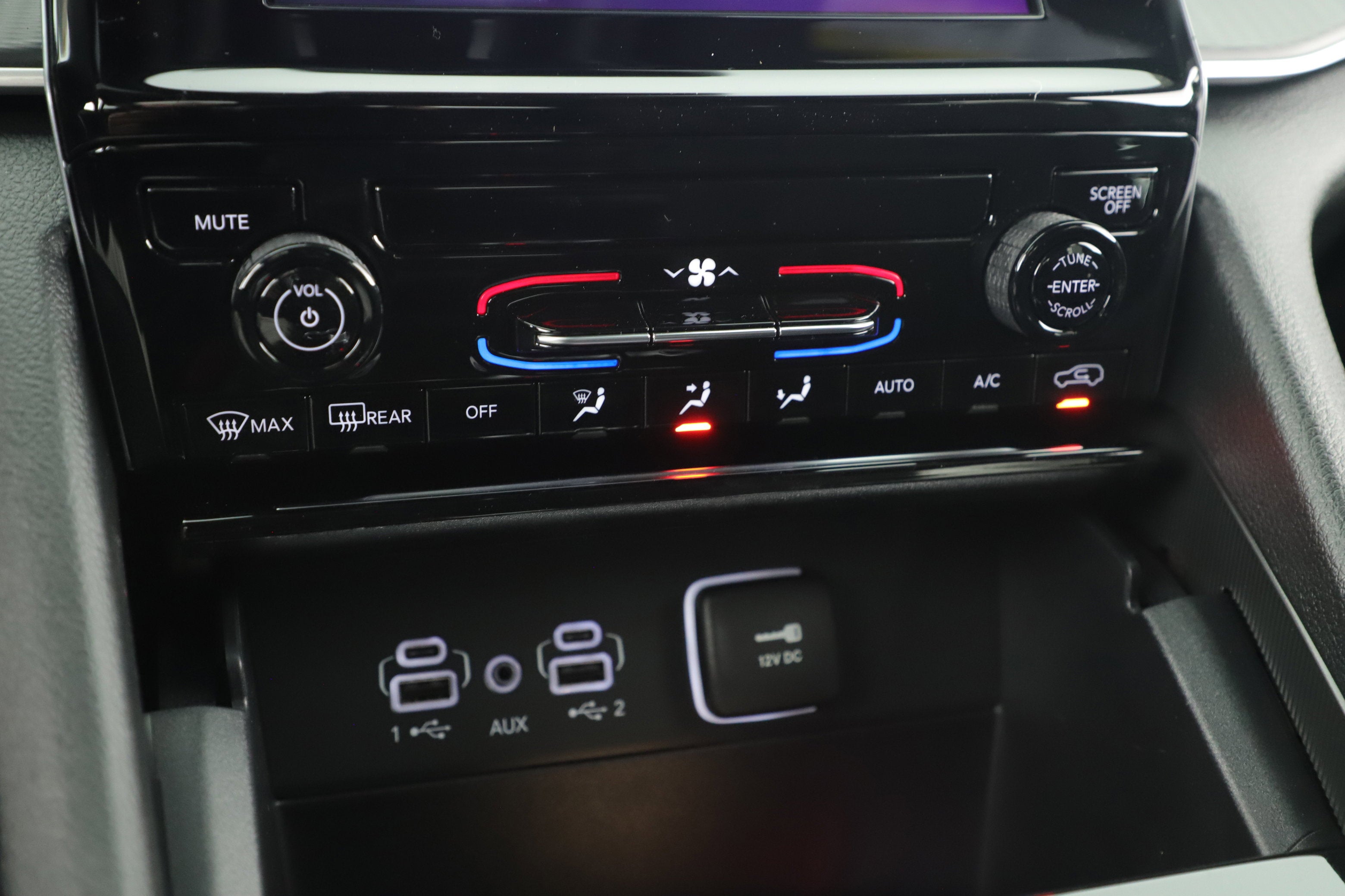 2025 Jeep Grand Cherokee GRAND CHEROKEE LAREDO 4X2