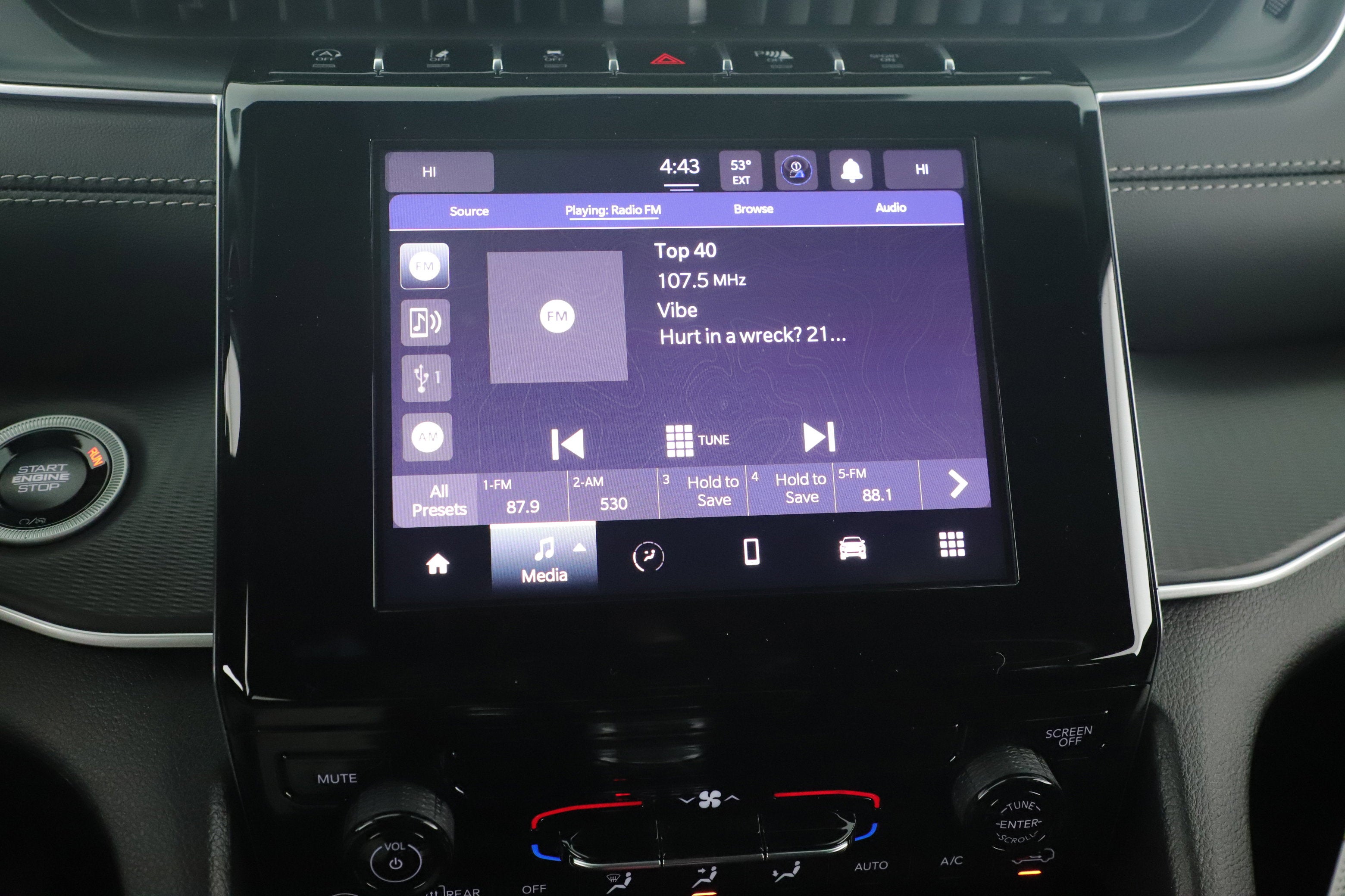 2025 Jeep Grand Cherokee GRAND CHEROKEE LAREDO 4X2