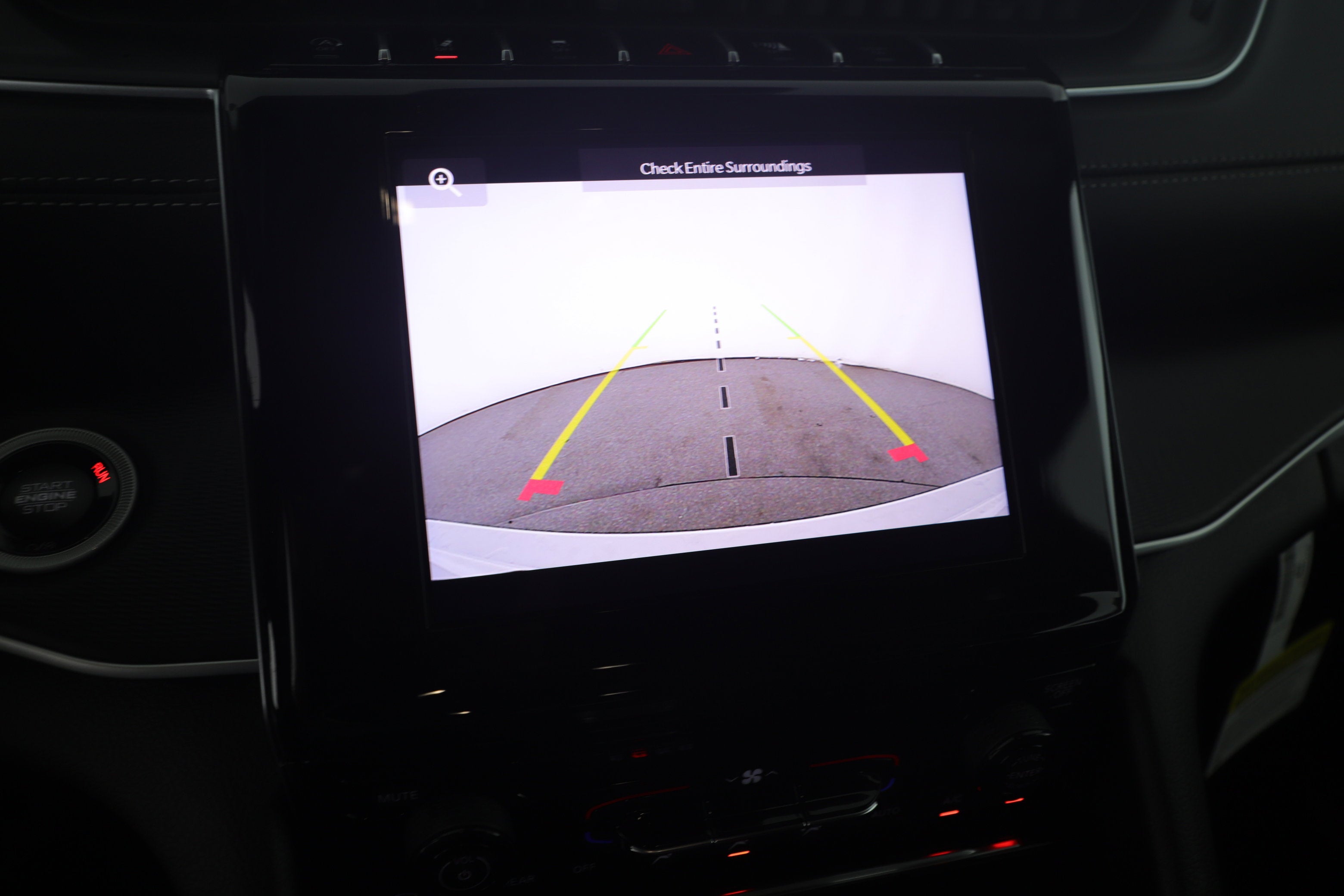 2025 Jeep Grand Cherokee GRAND CHEROKEE LAREDO 4X2