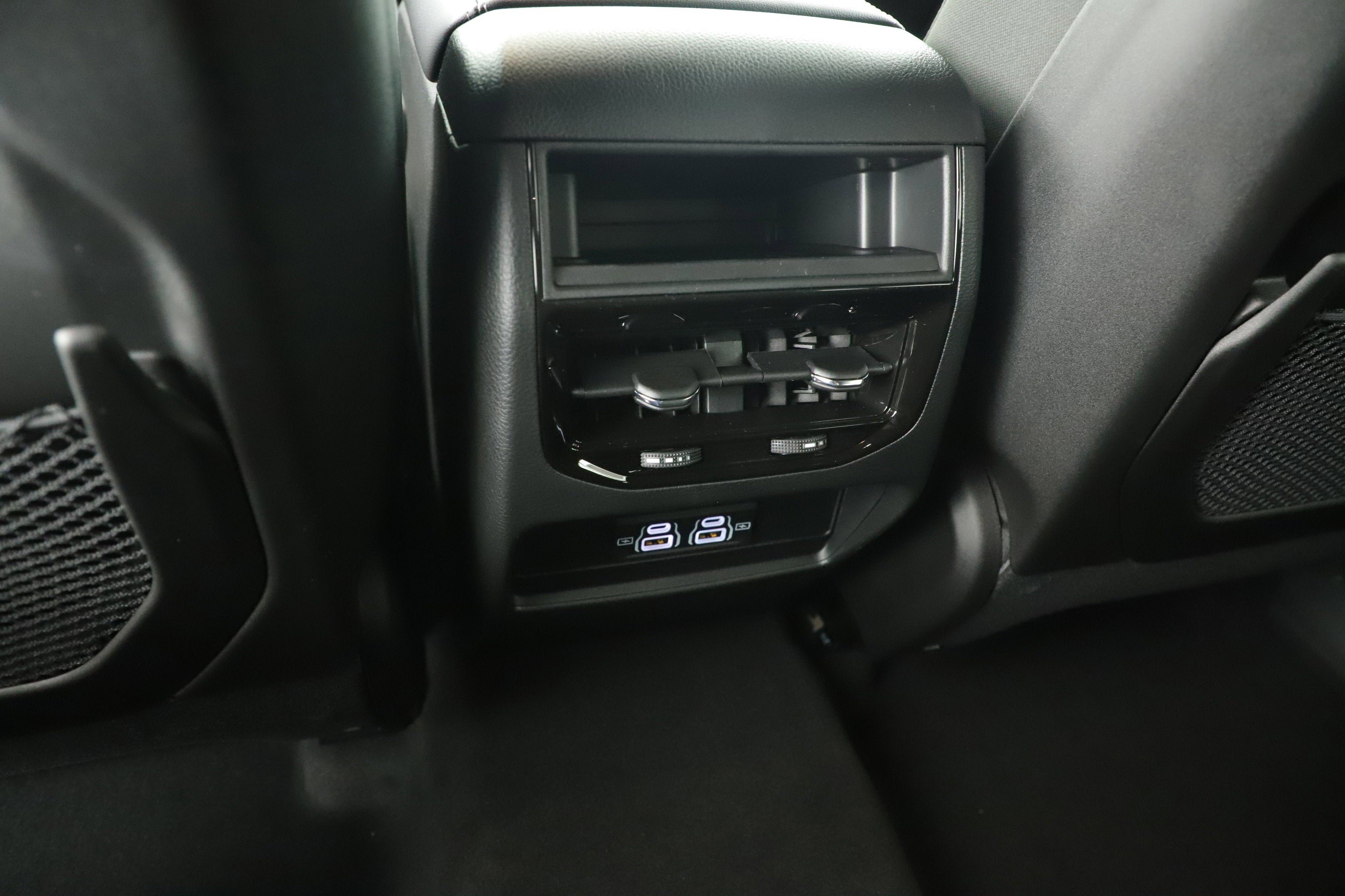 2025 Jeep Grand Cherokee GRAND CHEROKEE LAREDO 4X2