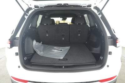 2025 Jeep Grand Cherokee GRAND CHEROKEE LAREDO 4X2