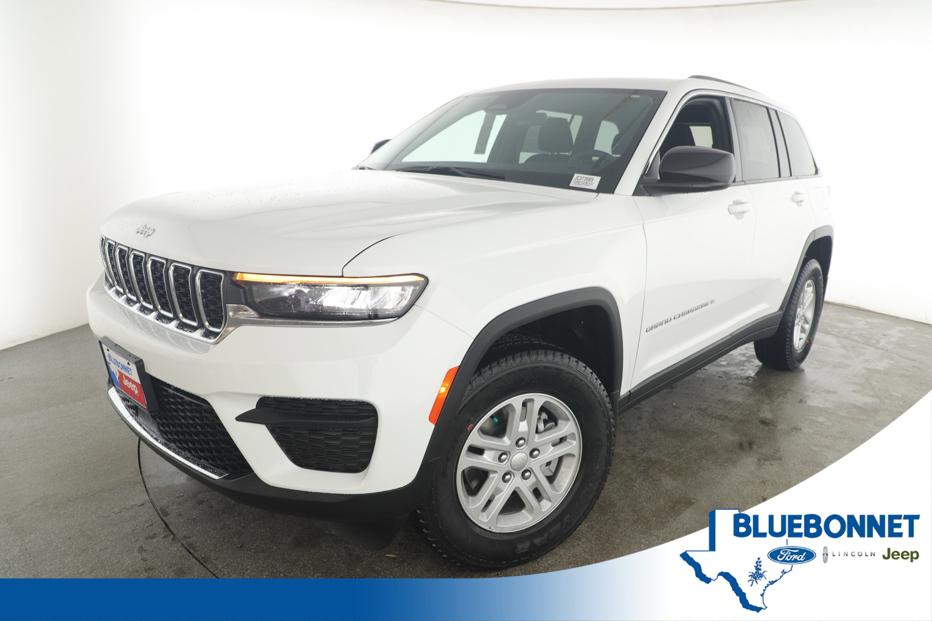 2025 Jeep Grand Cherokee GRAND CHEROKEE LAREDO 4X2