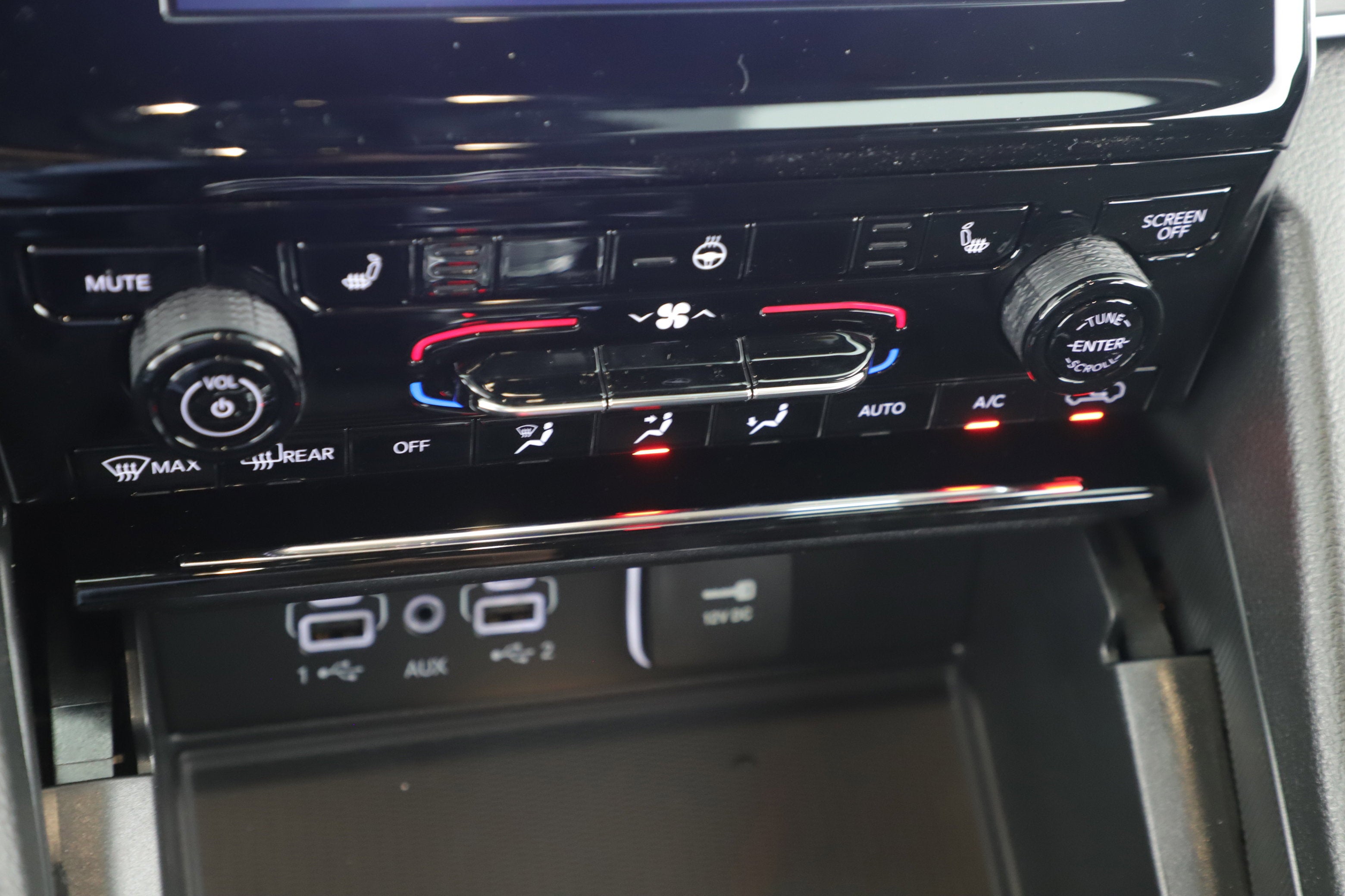 2025 Jeep Grand Cherokee GRAND CHEROKEE ALTITUDE X 4X2