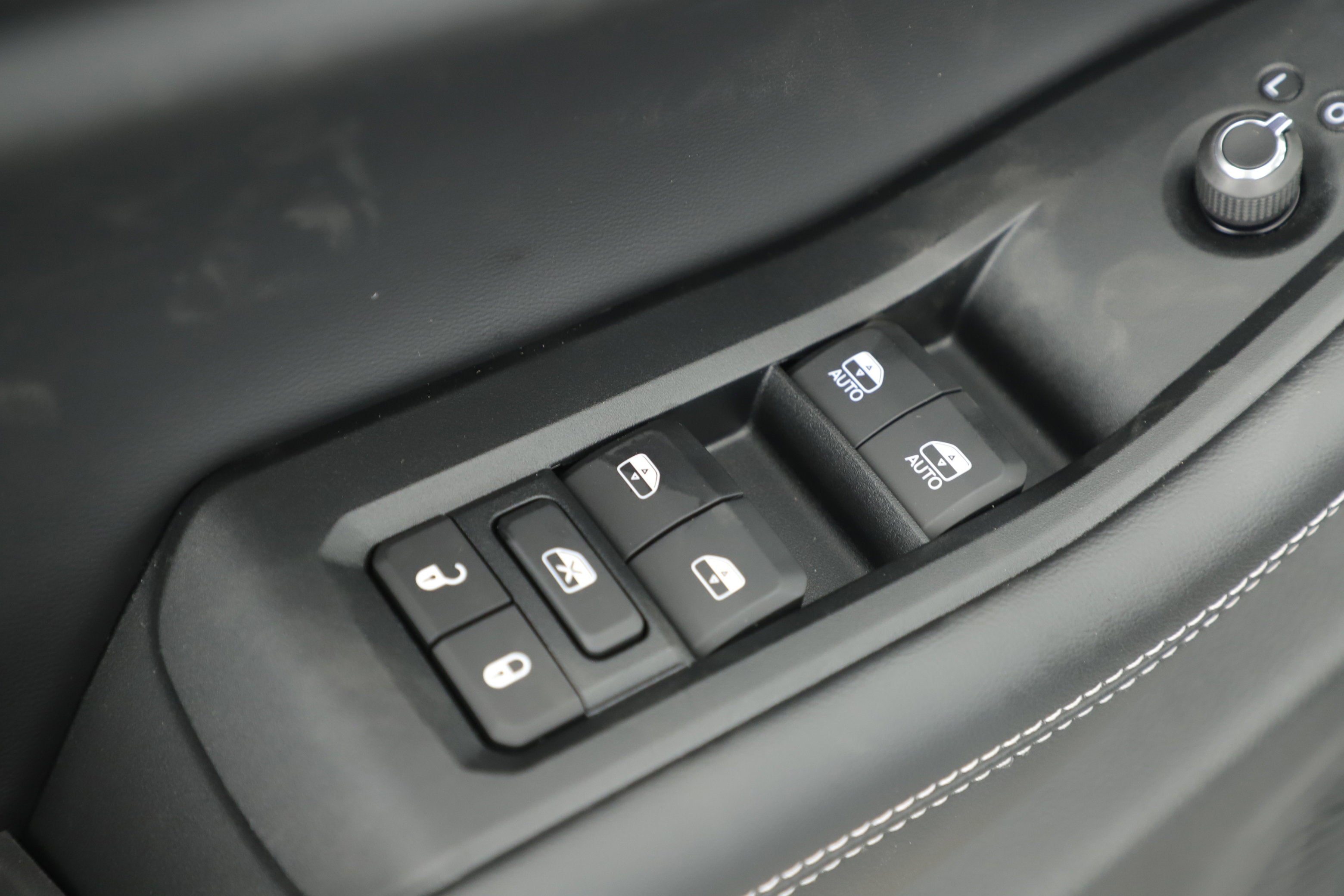 2025 Jeep Grand Cherokee GRAND CHEROKEE ALTITUDE X 4X2