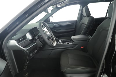 2025 Jeep Grand Cherokee GRAND CHEROKEE LAREDO X 4X2