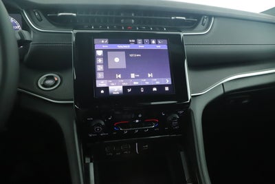 2025 Jeep Grand Cherokee GRAND CHEROKEE LAREDO X 4X2