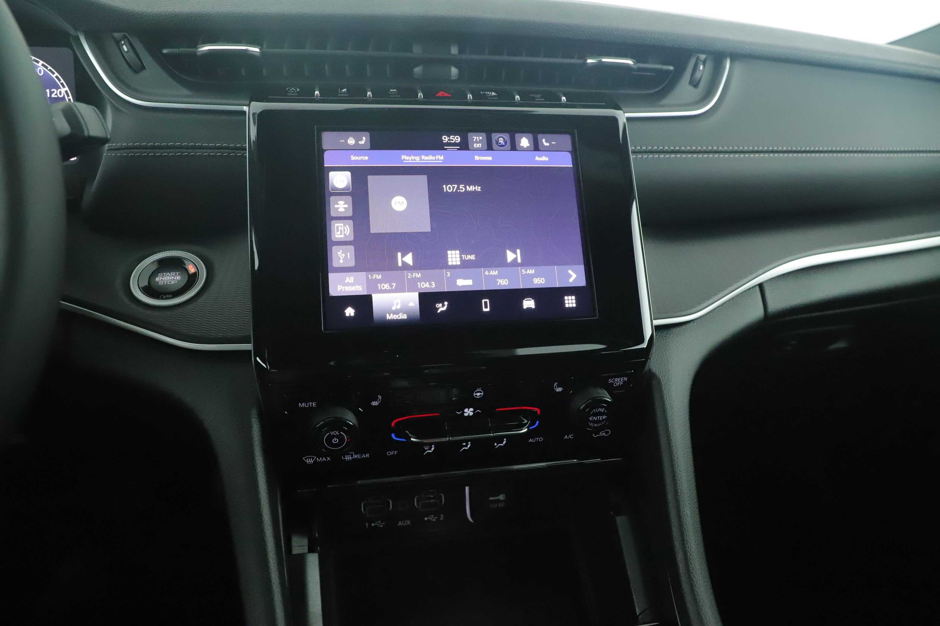 2025 Jeep Grand Cherokee GRAND CHEROKEE LAREDO X 4X2