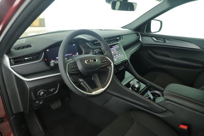 2025 Jeep Grand Cherokee GRAND CHEROKEE LAREDO X 4X2