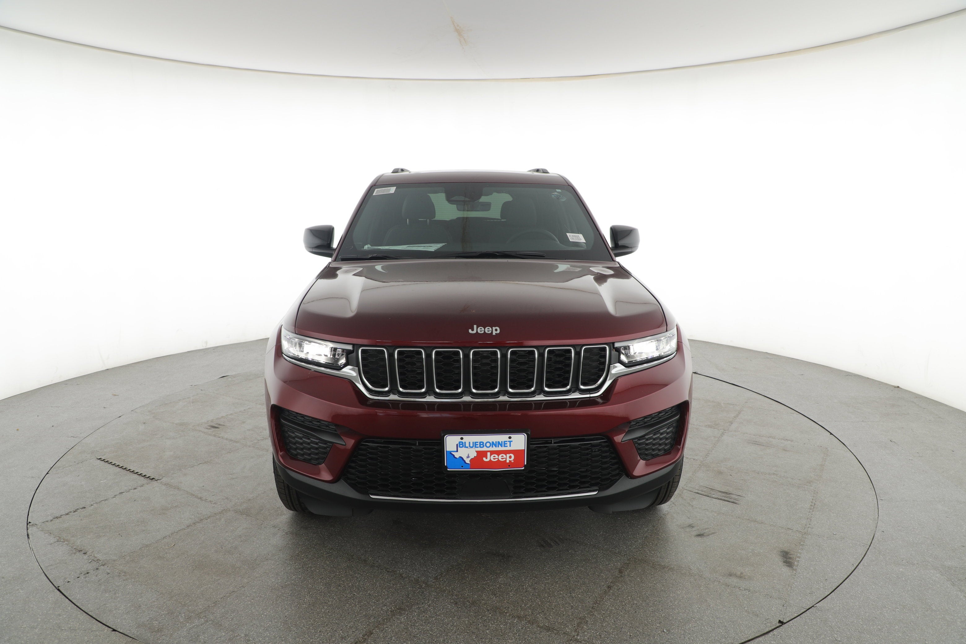 2025 Jeep Grand Cherokee GRAND CHEROKEE LAREDO X 4X2
