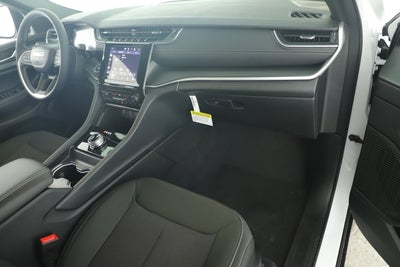 2025 Jeep Grand Cherokee GRAND CHEROKEE LAREDO 4X2