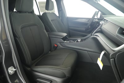 2025 Jeep Grand Cherokee GRAND CHEROKEE LAREDO 4X2