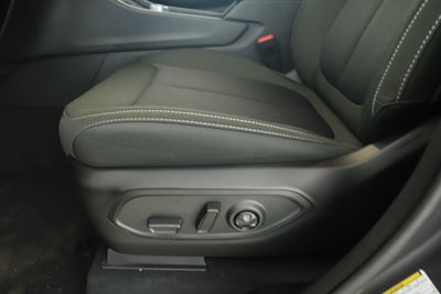 2025 Jeep Grand Cherokee GRAND CHEROKEE LAREDO 4X2