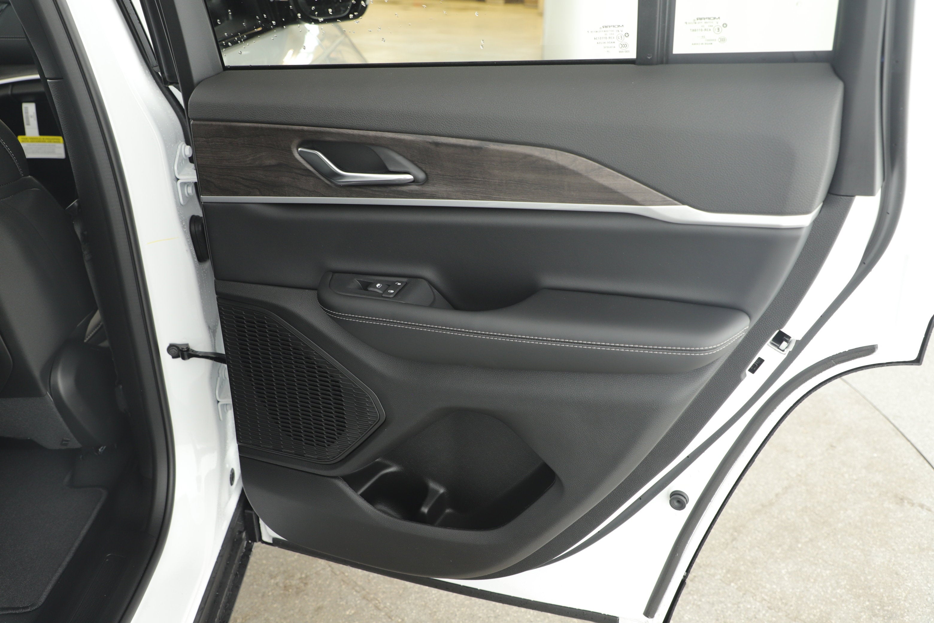 2026 Jeep Grand Cherokee GRAND CHEROKEE ALTITUDE 4X2