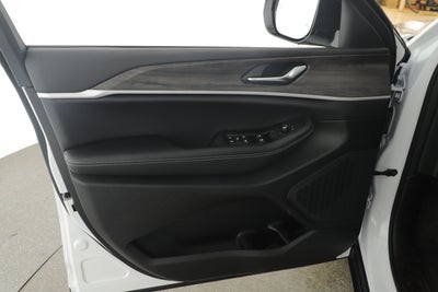 2026 Jeep Grand Cherokee GRAND CHEROKEE ALTITUDE 4X2