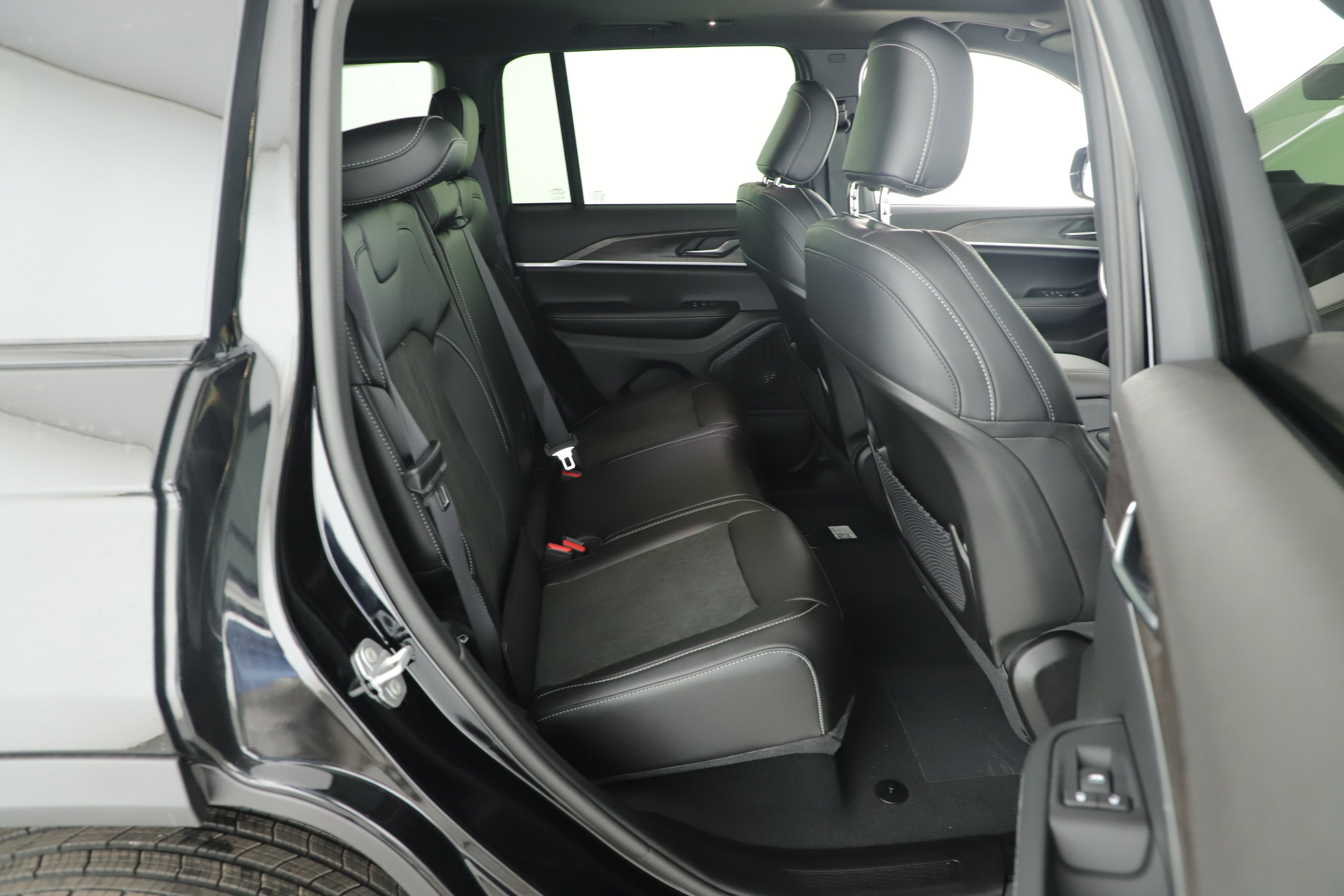 2026 Jeep Grand Cherokee GRAND CHEROKEE ALTITUDE 4X2