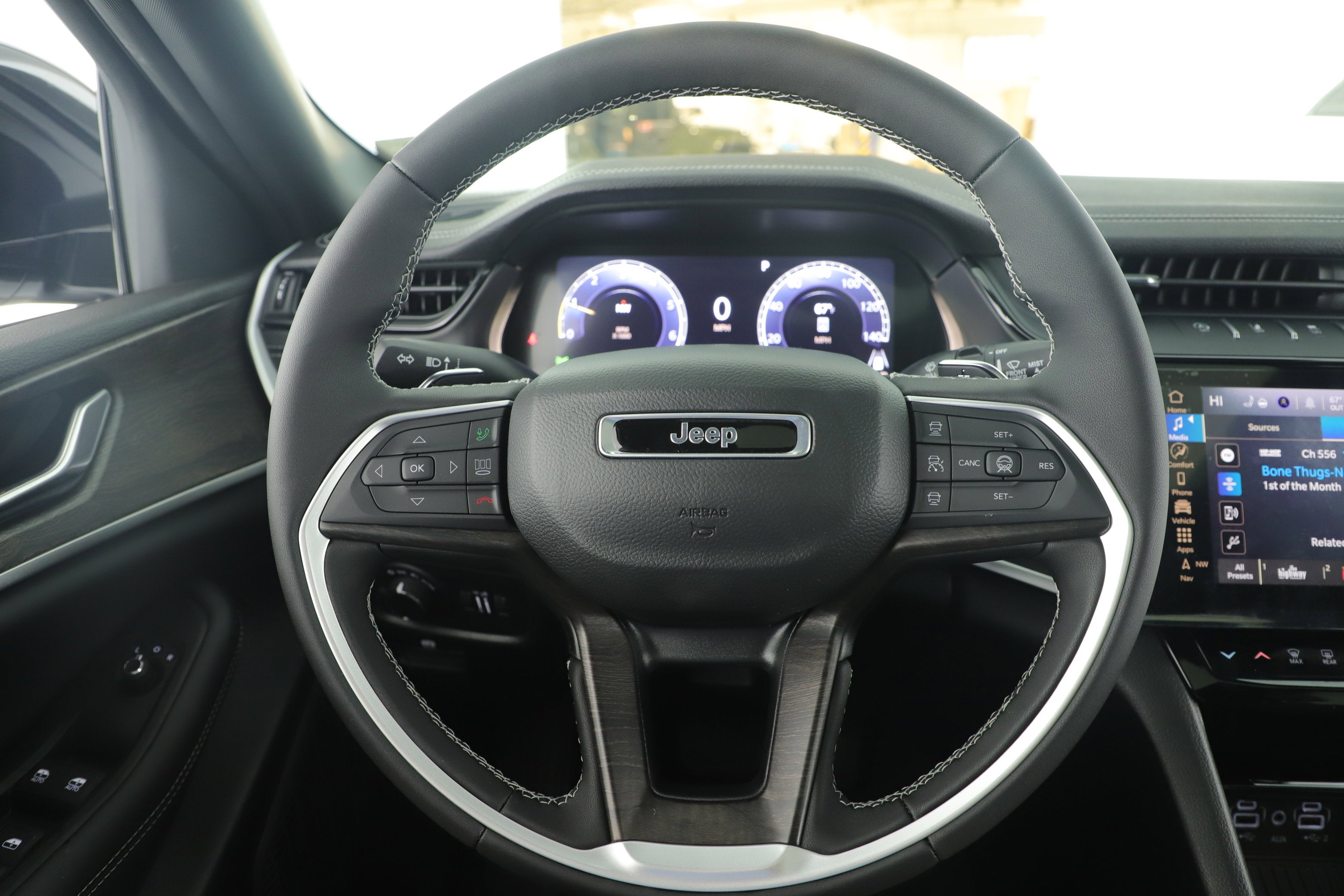 2026 Jeep Grand Cherokee GRAND CHEROKEE ALTITUDE 4X2