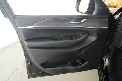 2026 Jeep Grand Cherokee GRAND CHEROKEE ALTITUDE 4X2