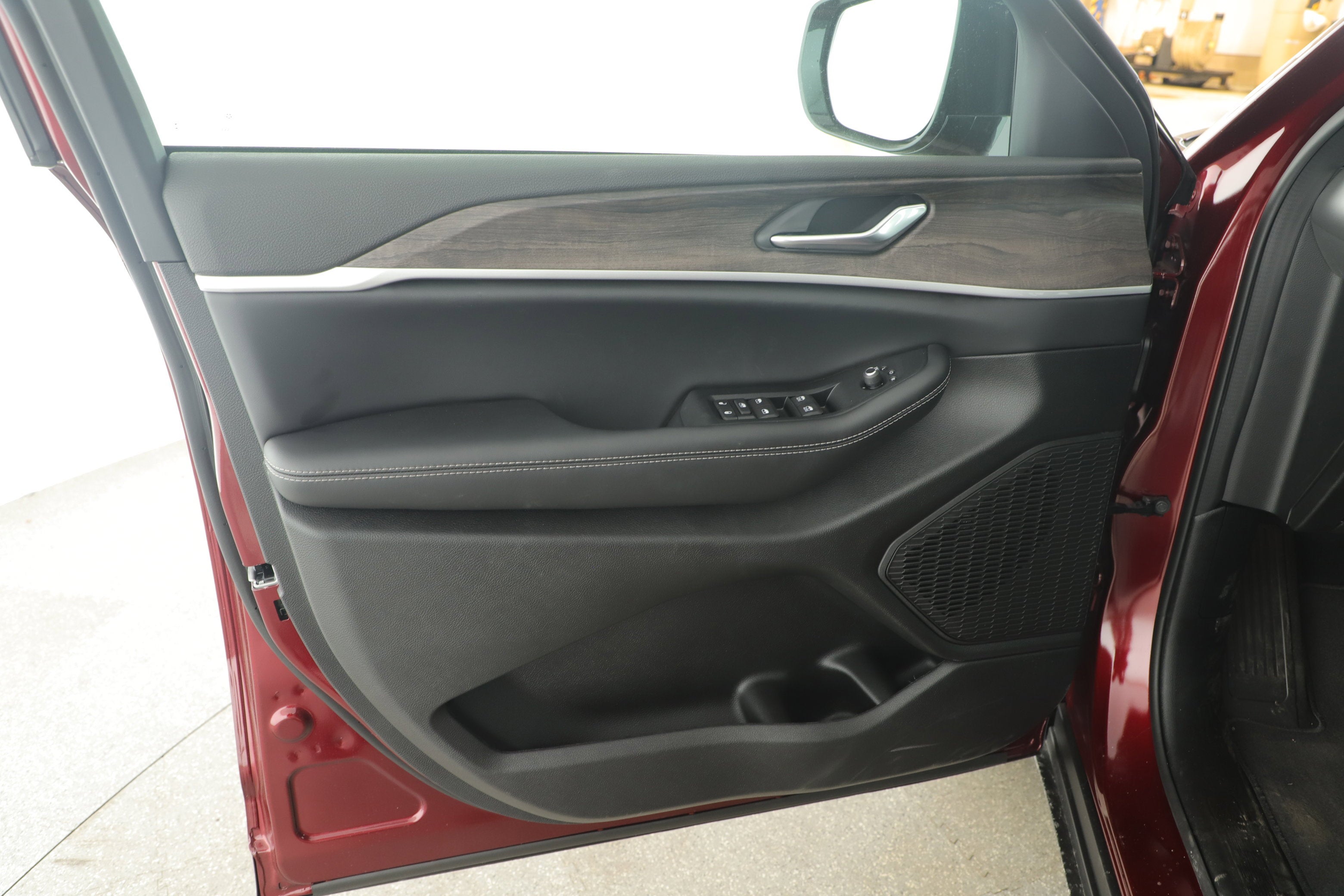 2026 Jeep Grand Cherokee GRAND CHEROKEE ALTITUDE 4X2