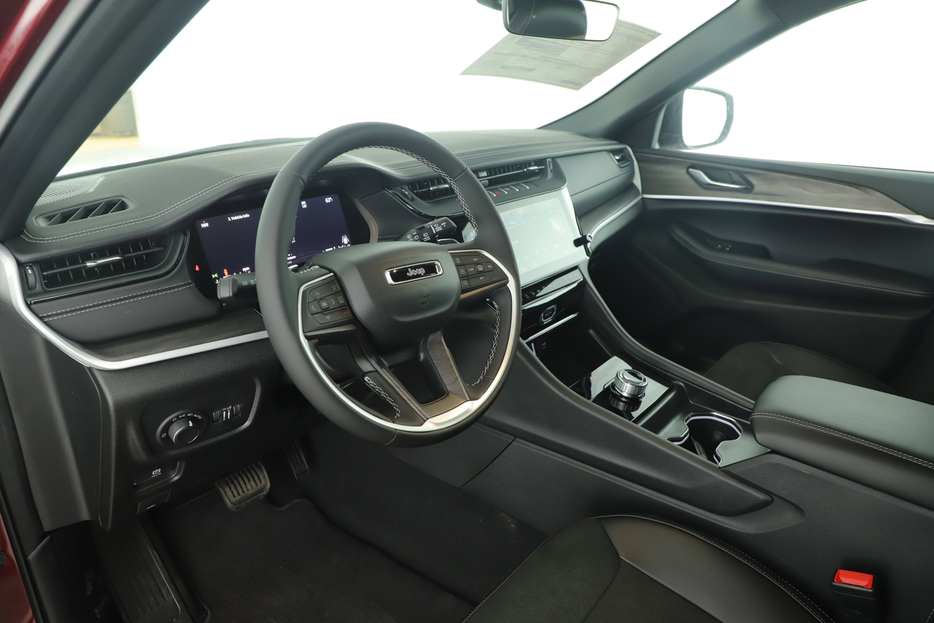 2026 Jeep Grand Cherokee GRAND CHEROKEE ALTITUDE 4X2