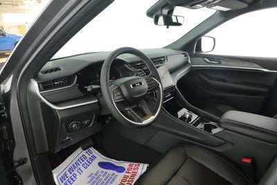 2025 Jeep Grand Cherokee Limited 4x2