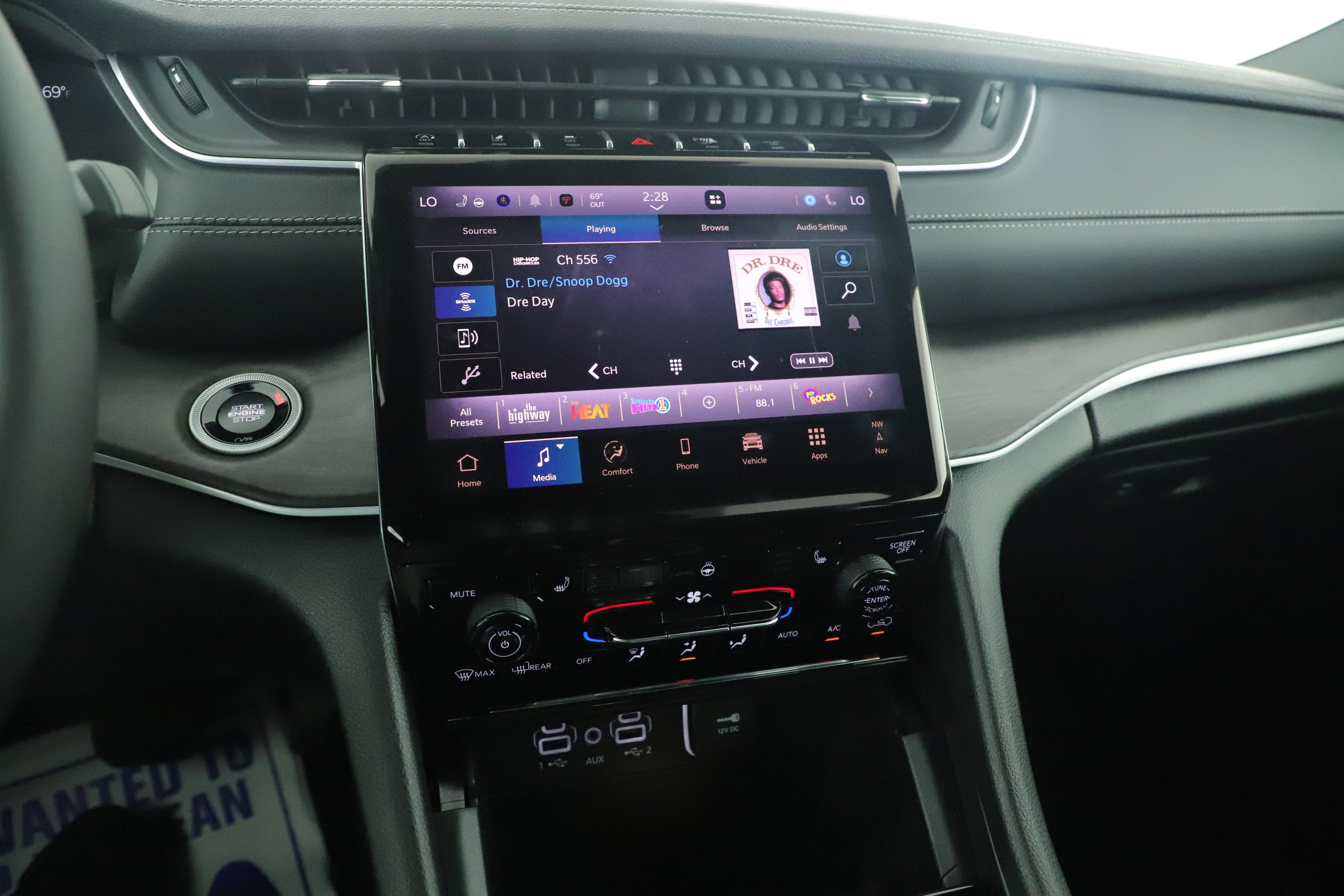 2025 Jeep Grand Cherokee Limited 4x2