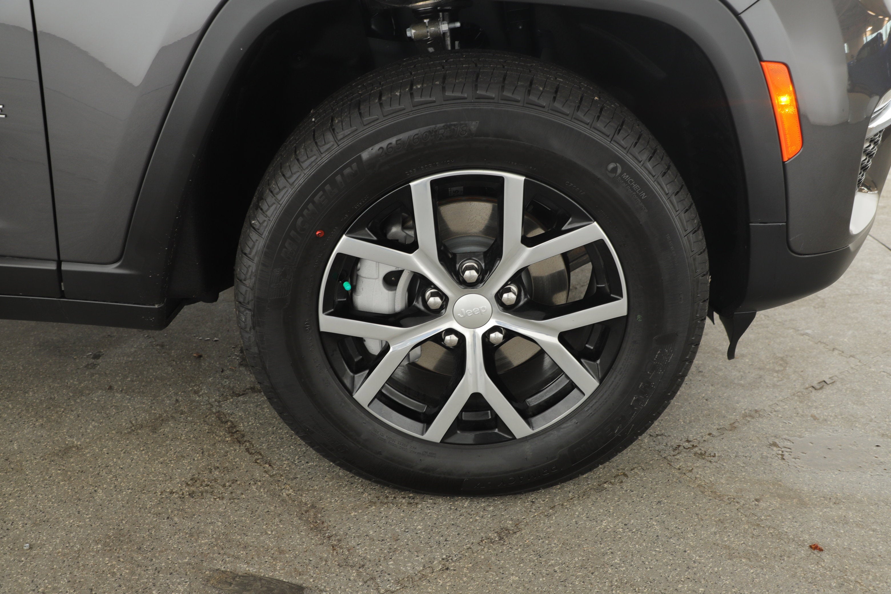 2025 Jeep Grand Cherokee Limited 4x2