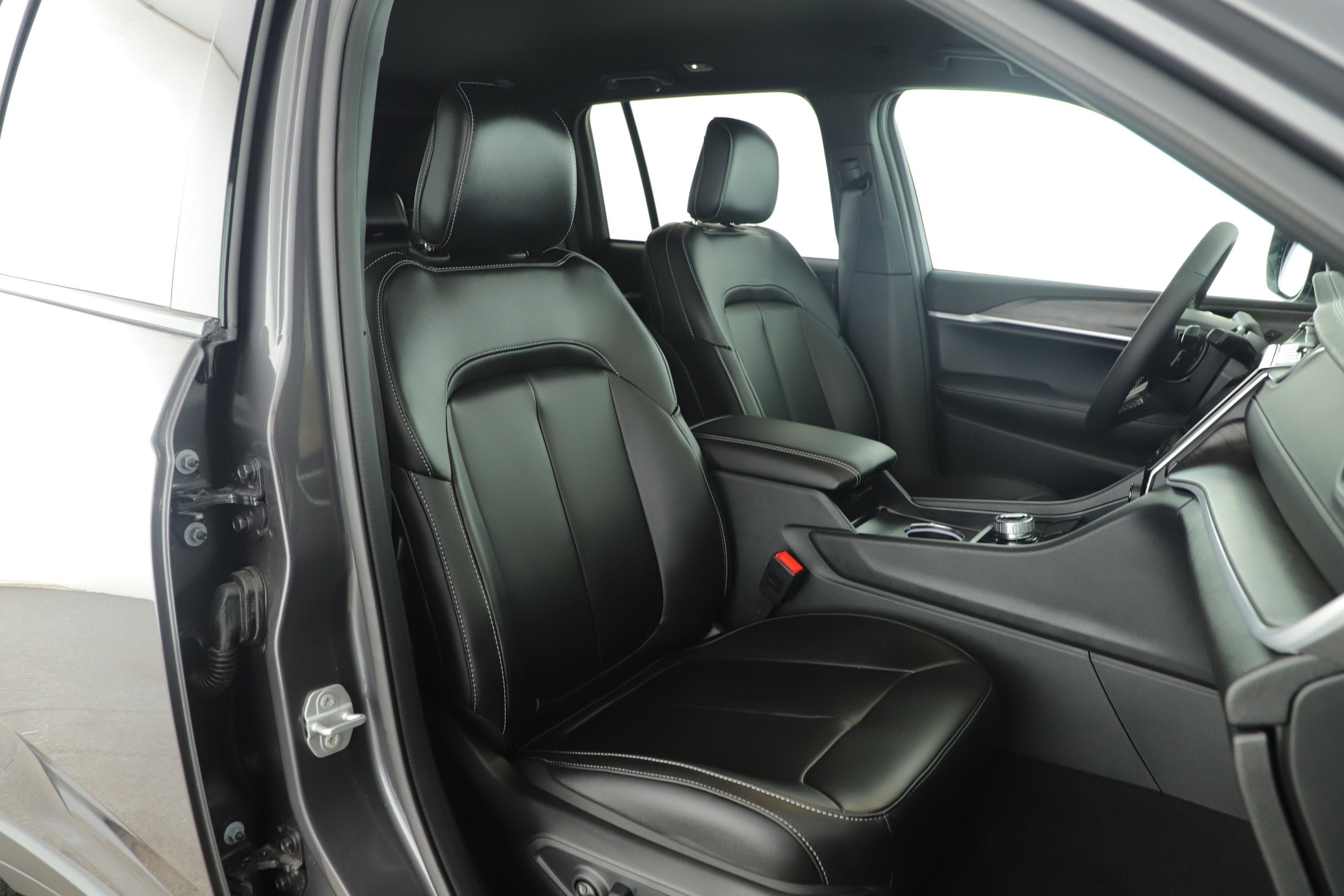 2025 Jeep Grand Cherokee Limited 4x2