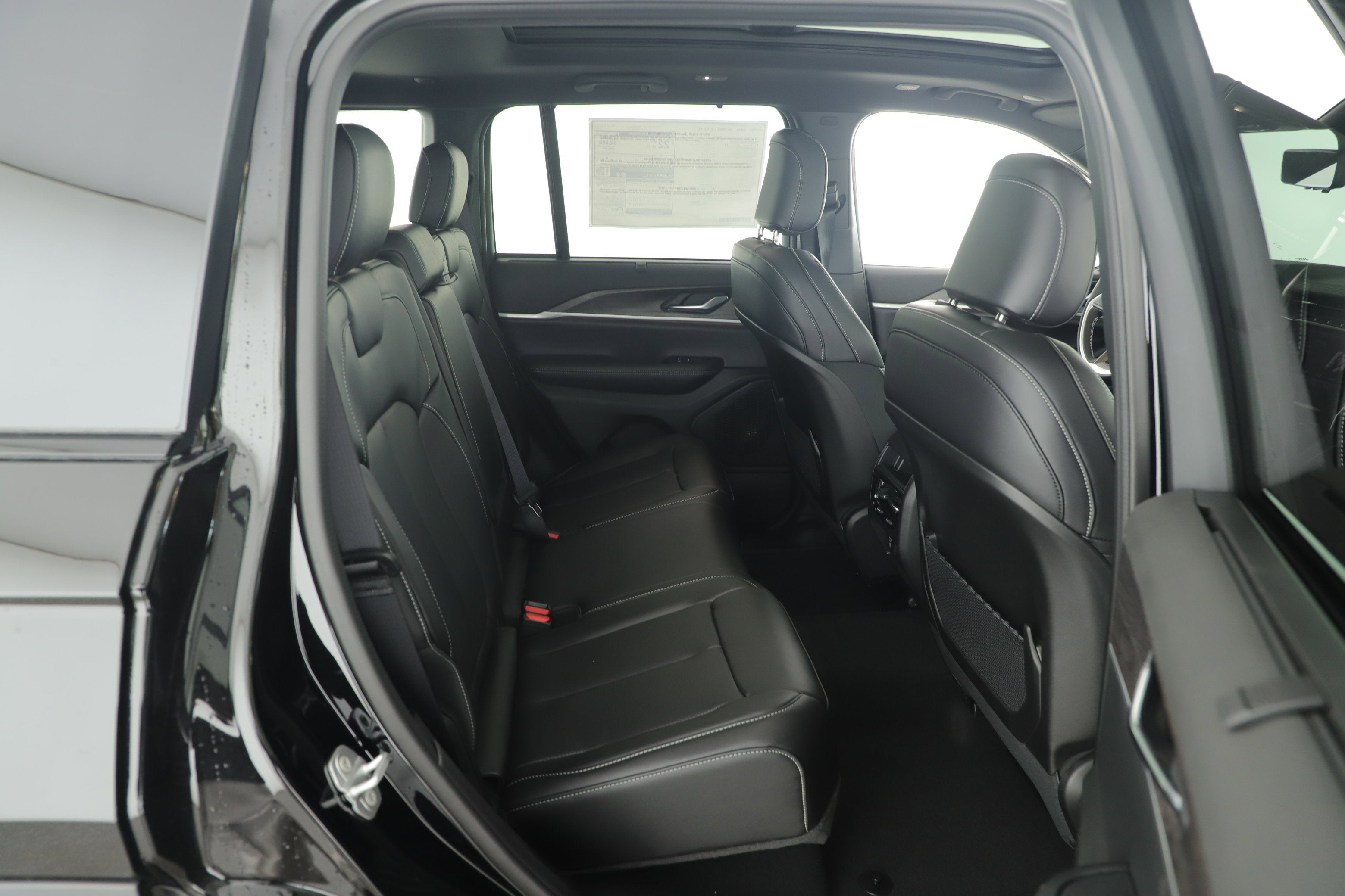 2025 Jeep Grand Cherokee GRAND CHEROKEE LIMITED 4X2