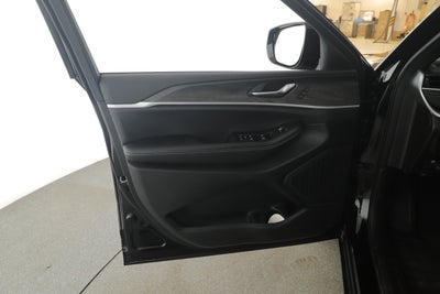 2025 Jeep Grand Cherokee GRAND CHEROKEE LIMITED 4X2