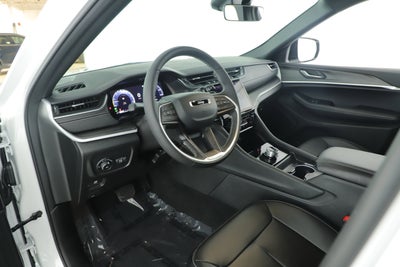 2025 Jeep Grand Cherokee Limited 4x2