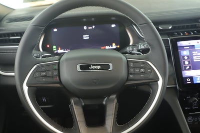 2025 Jeep Grand Cherokee GRAND CHEROKEE LIMITED 4X2