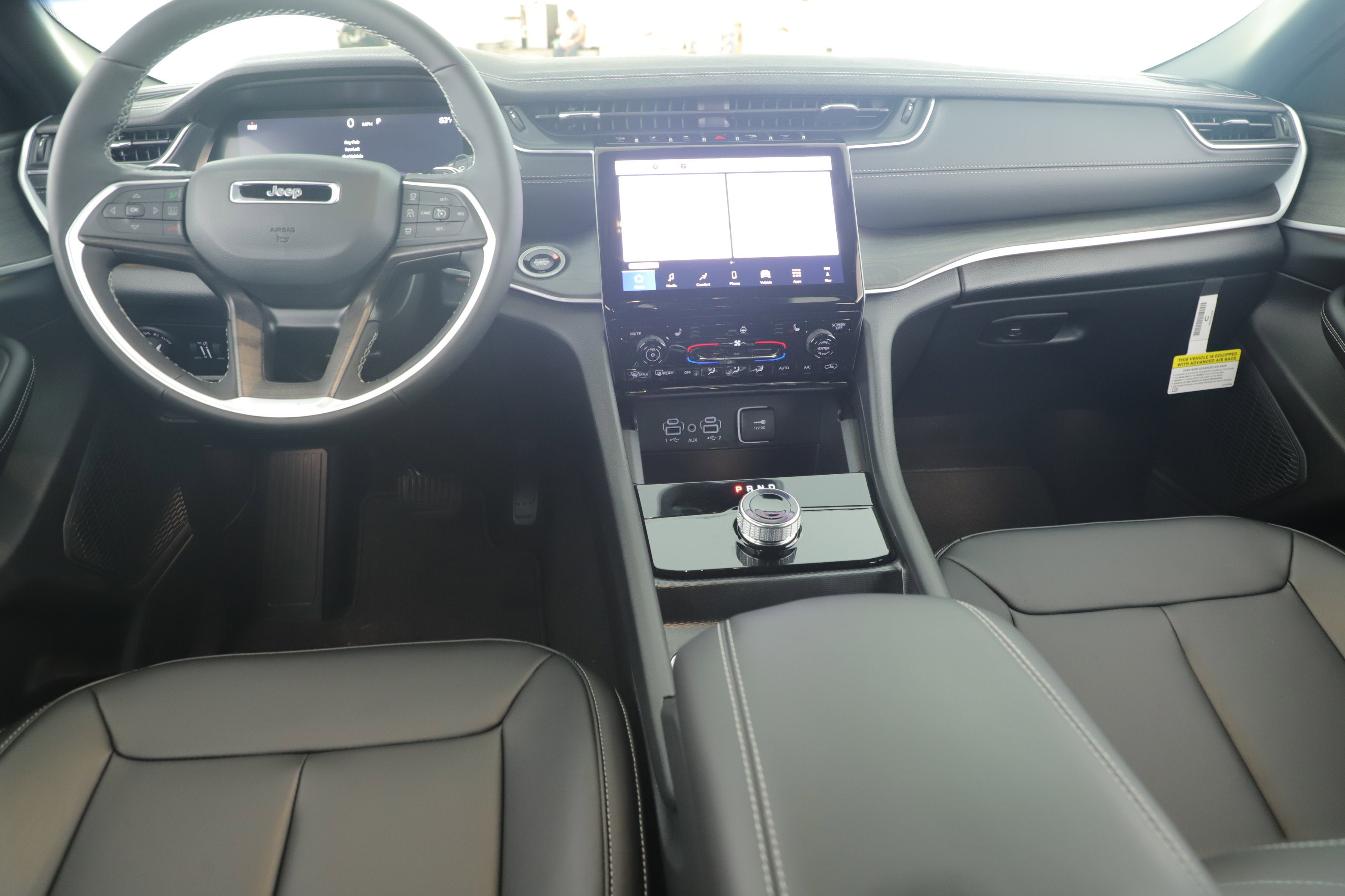 2025 Jeep Grand Cherokee GRAND CHEROKEE LIMITED 4X2