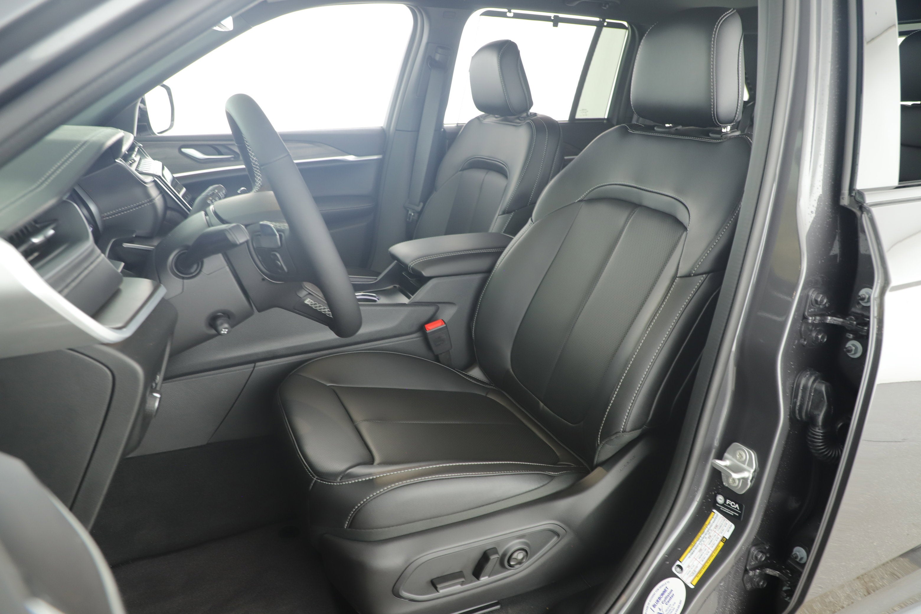 2025 Jeep Grand Cherokee GRAND CHEROKEE LIMITED 4X2